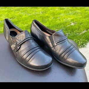 Earth Maize Womens Loafers Shoes Slip On Ruched Low Heel Leather Black Size 9D